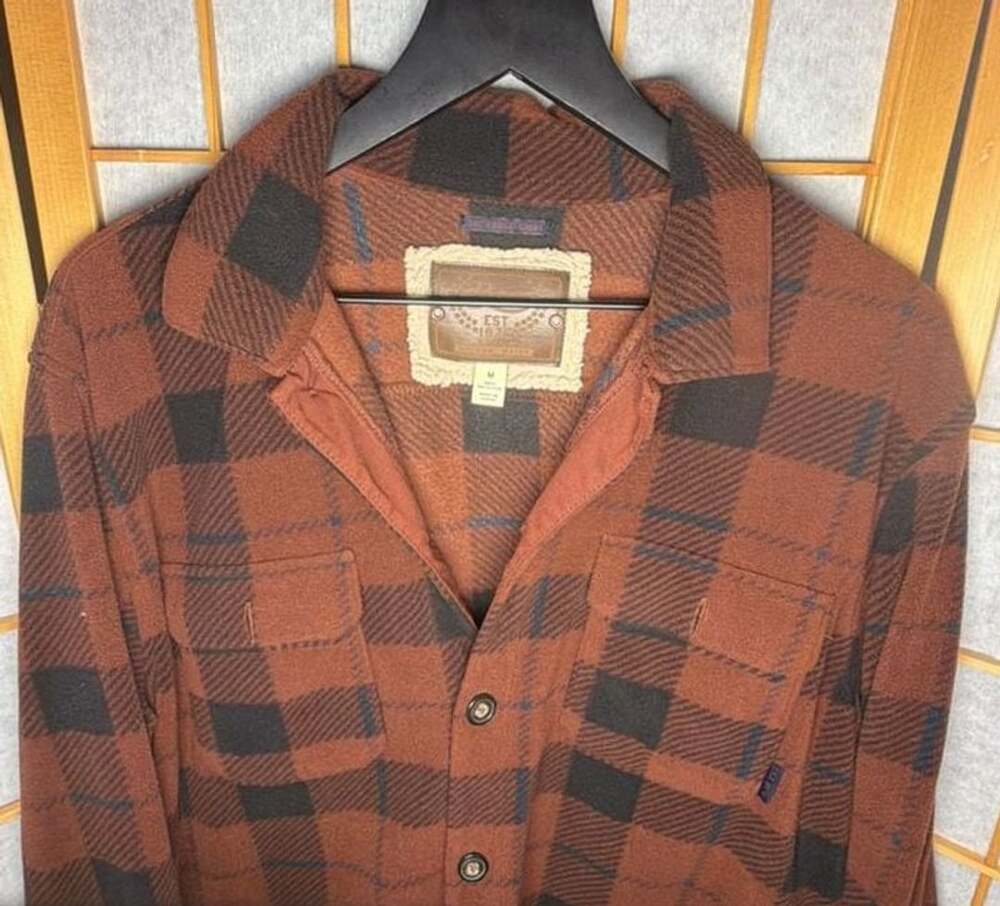 G.H. Bass & Co. The Lodge Shirt Size M Brown Plaid Flannel